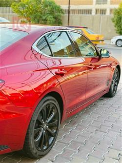 جنسس G70
